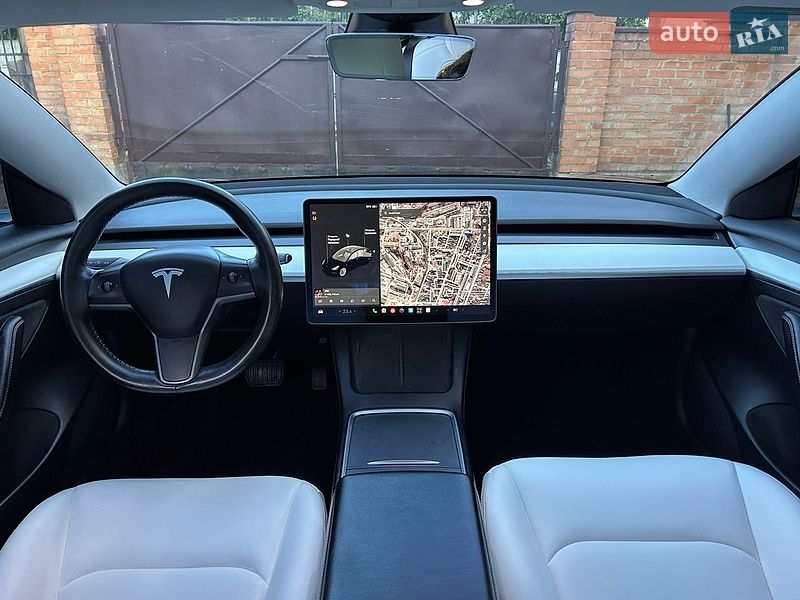 Седан Tesla Model 3 2021 в Виннице фото 26 Седан Tesla Model 3 2021 в Виннице