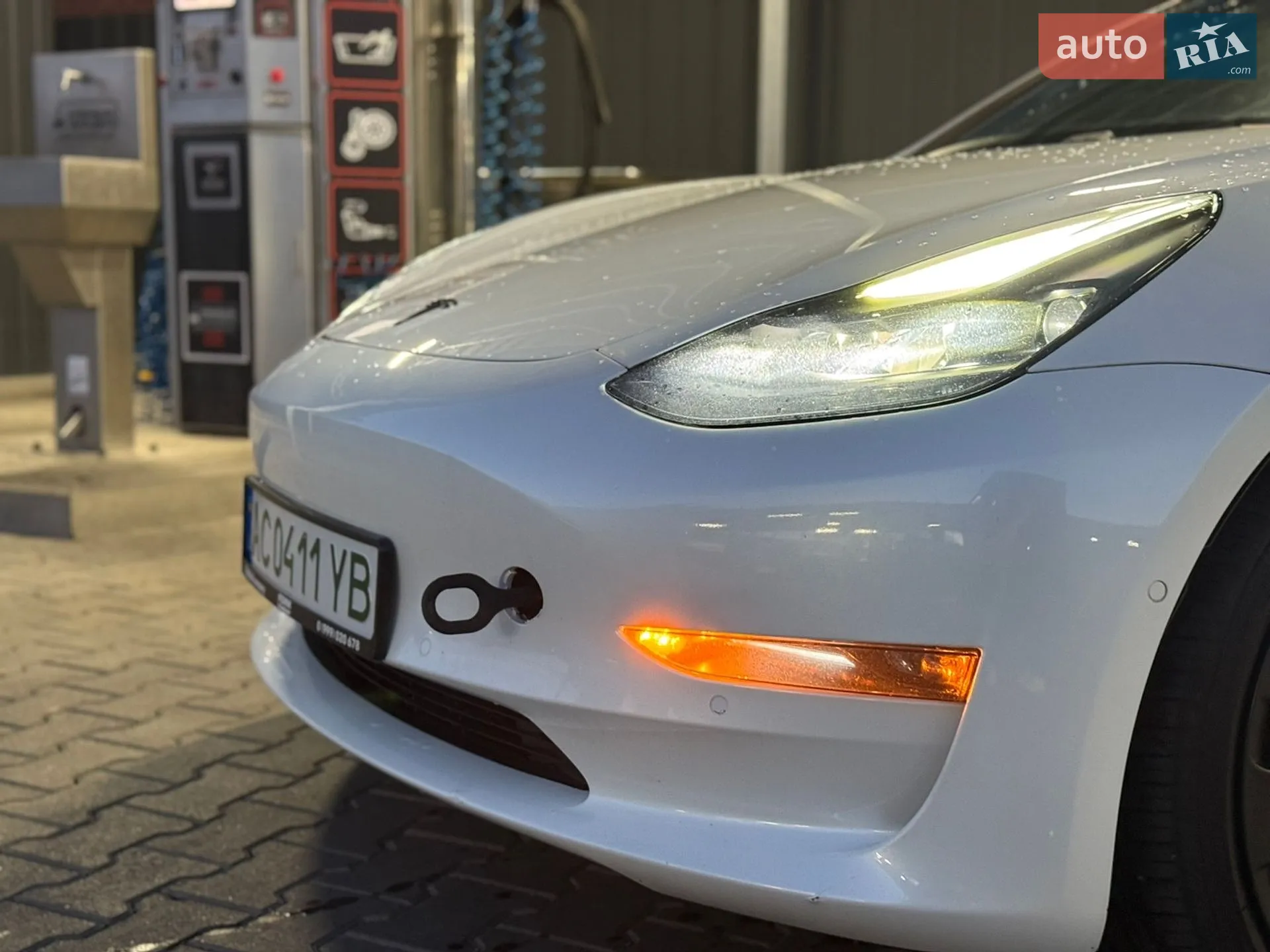 2020 Tesla Model 3 - мініатюра 8