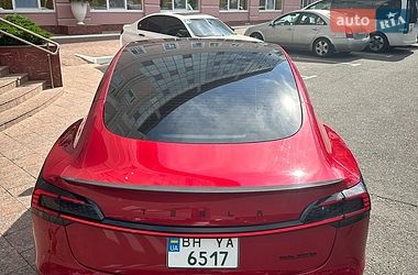 Седан Tesla Model 3 2021 в Одессе