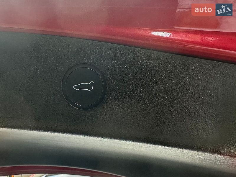 Седан Tesla Model 3 2021 в Одессе