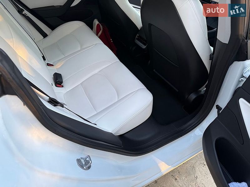 Седан Tesla Model 3 2020 в Ковеле фото 26 Седан Tesla Model 3 2020 в Ковеле