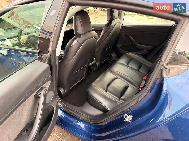 Седан Tesla Model 3 2022 в Луцке фото 7 Седан Tesla Model 3 2022 в Луцке