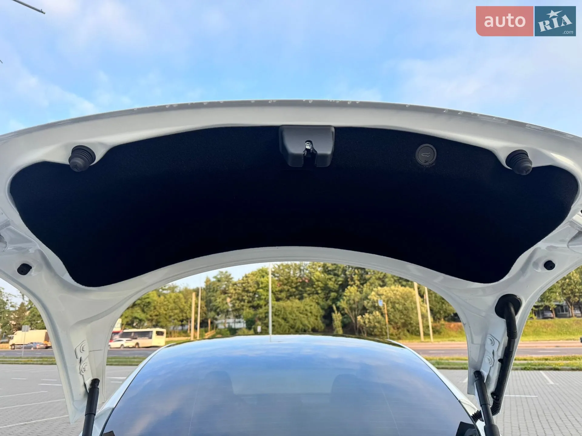 2024 Tesla Model 3 - мініатюра 15