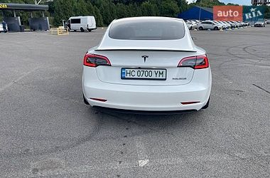 Седан Tesla Model 3 2021 в Львове