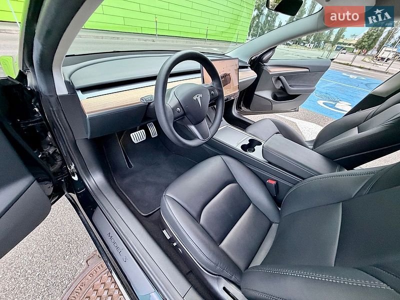 Седан Tesla Model 3 2023 в Києві фото 32 Седан Tesla Model 3 2023 в Києві
