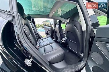 Седан Tesla Model 3 2023 в Києві фото 40 Седан Tesla Model 3 2023 в Києві