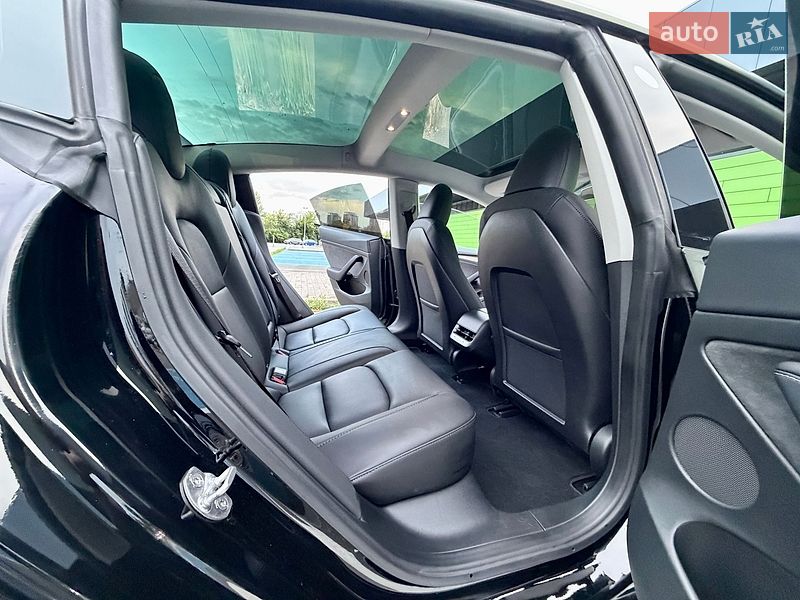 Седан Tesla Model 3 2023 в Києві фото 40 Седан Tesla Model 3 2023 в Києві