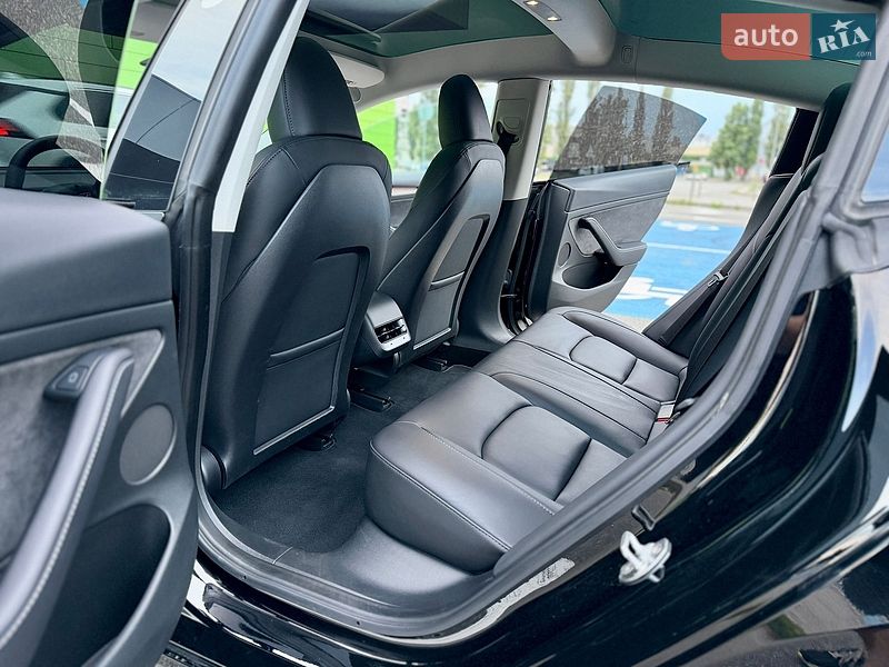 Седан Tesla Model 3 2023 в Києві фото 38 Седан Tesla Model 3 2023 в Києві