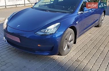 Седан Tesla Model 3 2019 в Полтаве