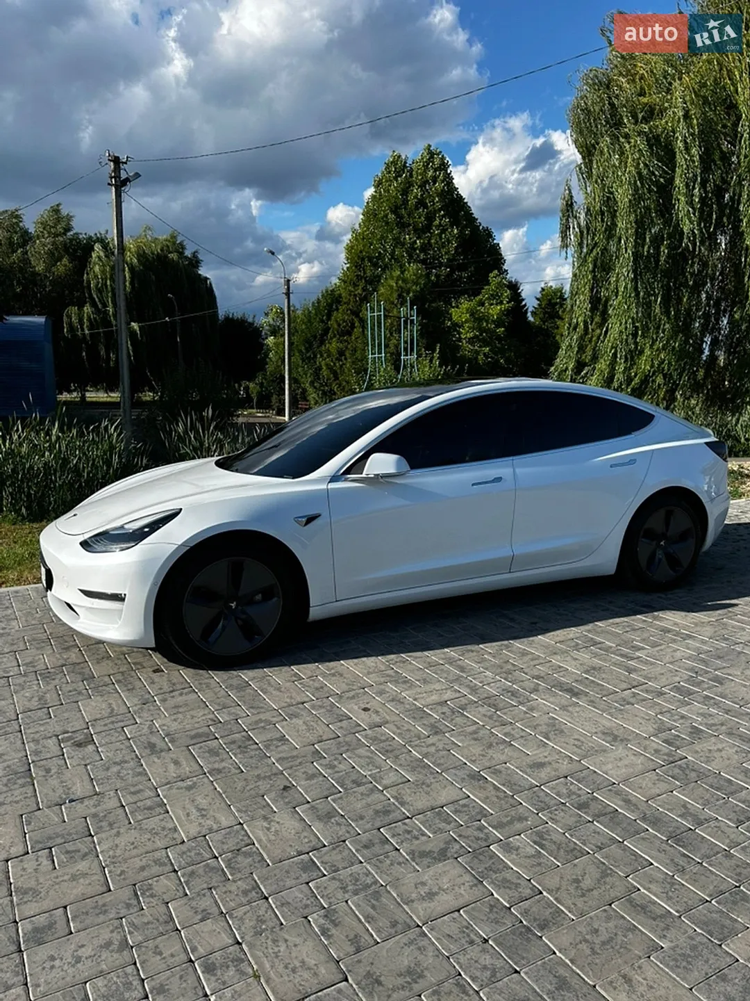2019 Tesla Model 3 - мініатюра 3