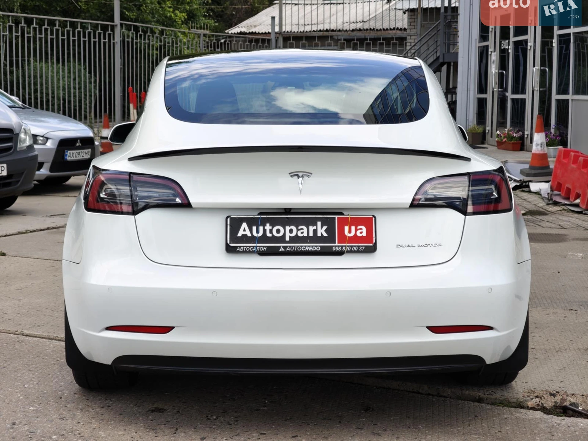 2019 Tesla Model 3 - мініатюра 9
