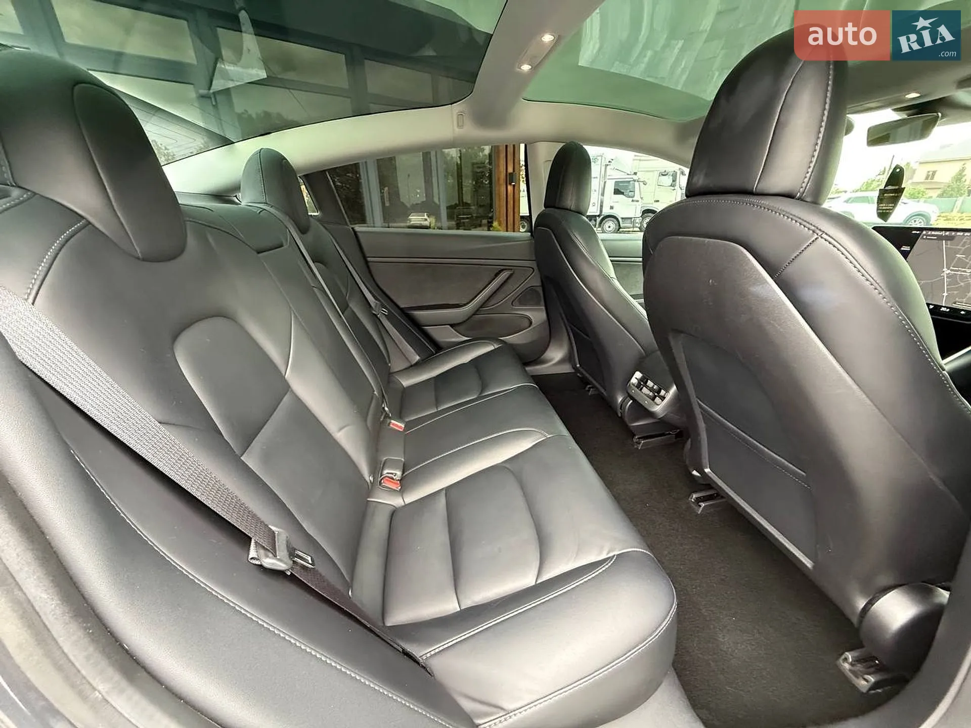 2020 Tesla Model 3 - мініатюра 26