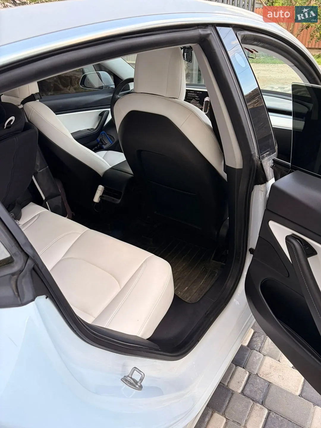 2020 Tesla Model 3 - мініатюра 9
