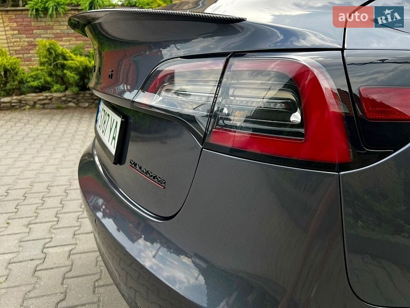 Седан Tesla Model 3 2021 в Хмельницькому