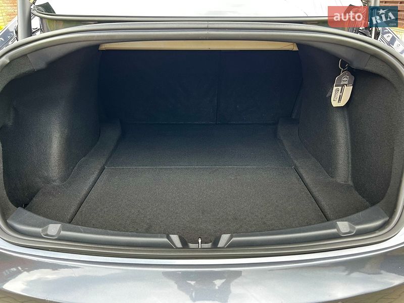 Седан Tesla Model 3 2021 в Хмельницькому