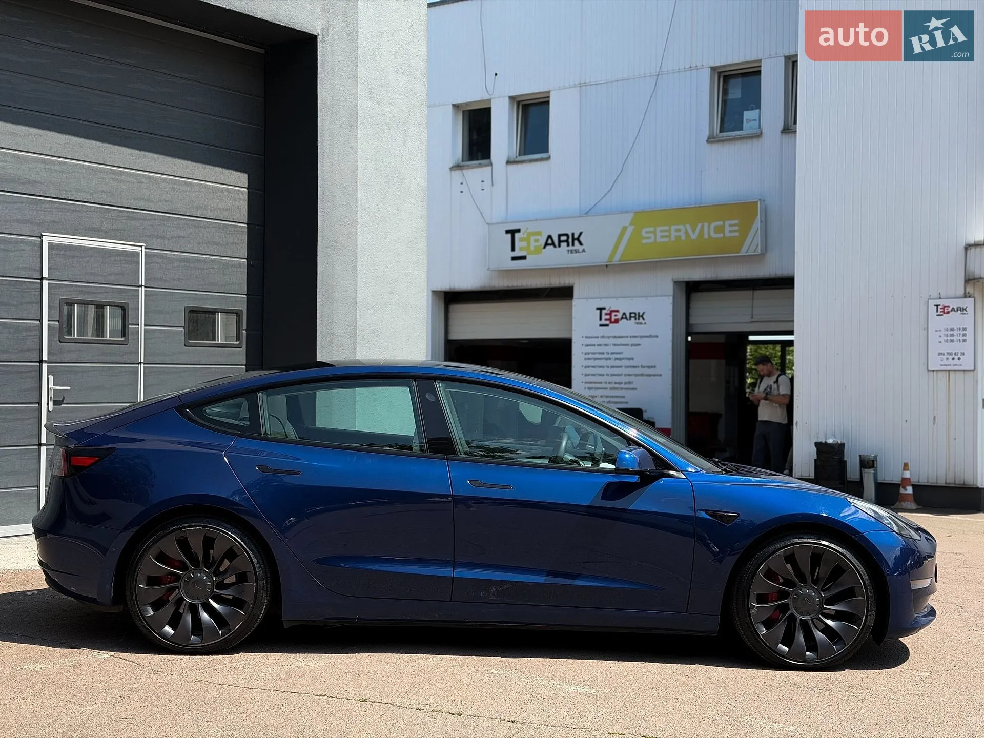 2021 Tesla Model 3 - мініатюра 10