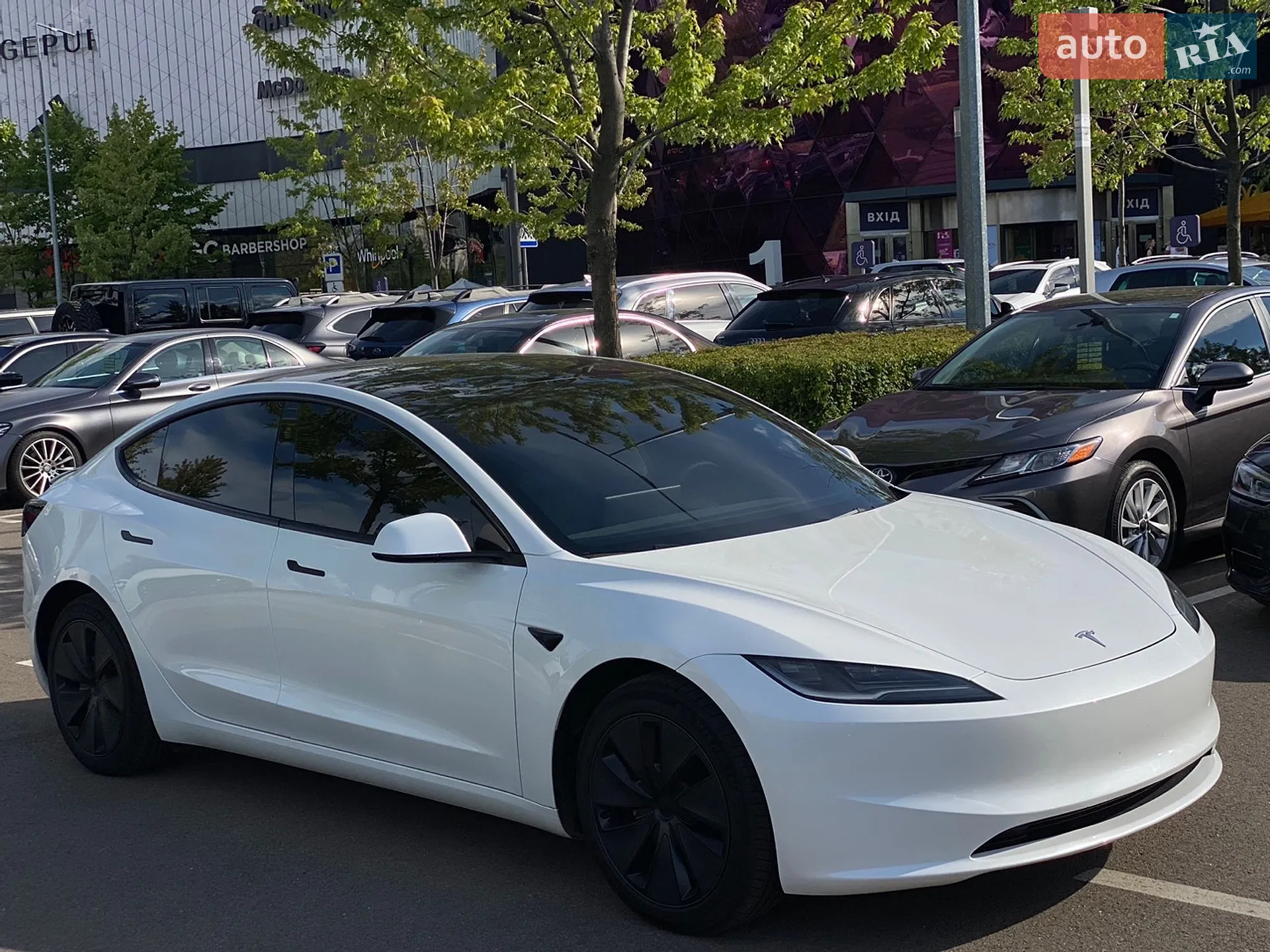 2024 Tesla Model 3 - мініатюра 3