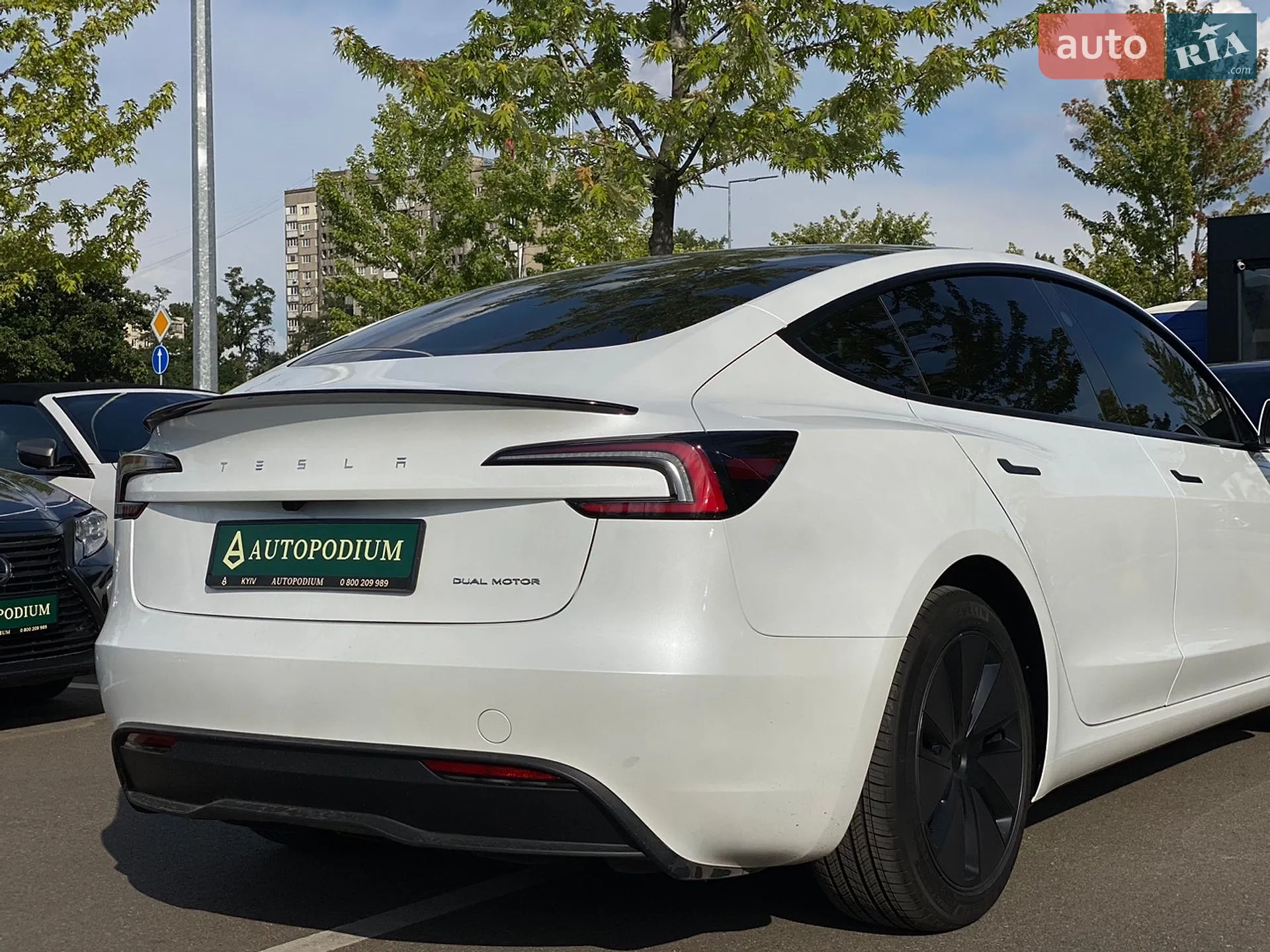 2024 Tesla Model 3 - мініатюра 10