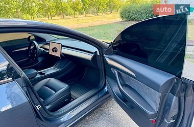 Седан Tesla Model 3 2022 в Каменском