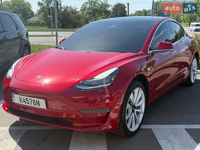 Седан Tesla Model 3 2019 в Харькове