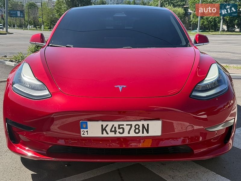 Седан Tesla Model 3 2019 в Харькове
