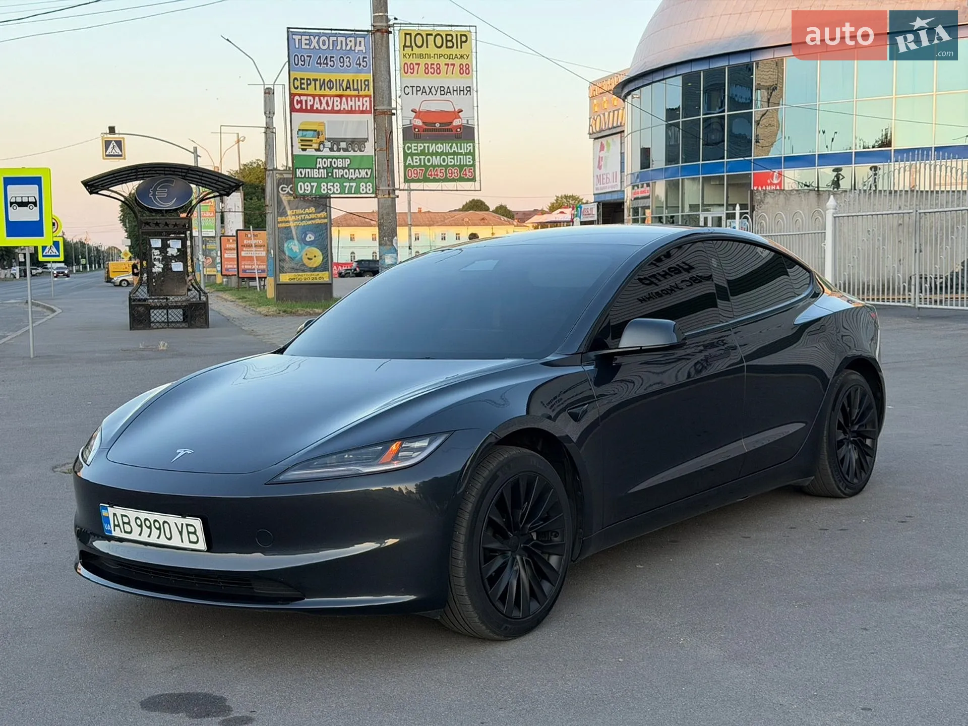 2024 Tesla Model 3 - мініатюра 3