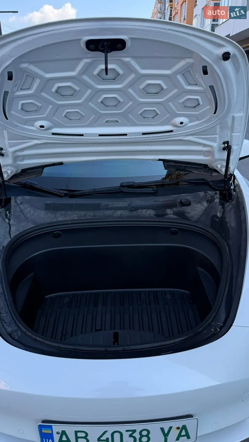 2022 Tesla Model 3 - мініатюра 11
