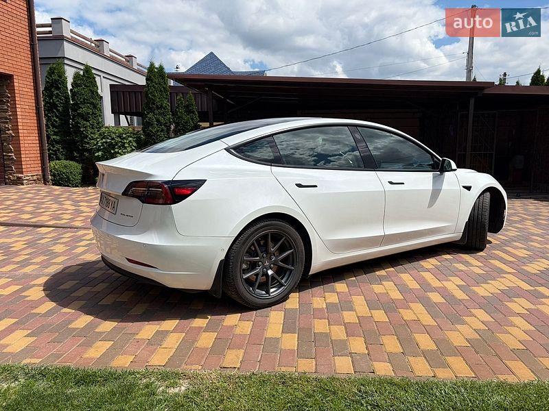 Седан Tesla Model 3 2022 в Харькове