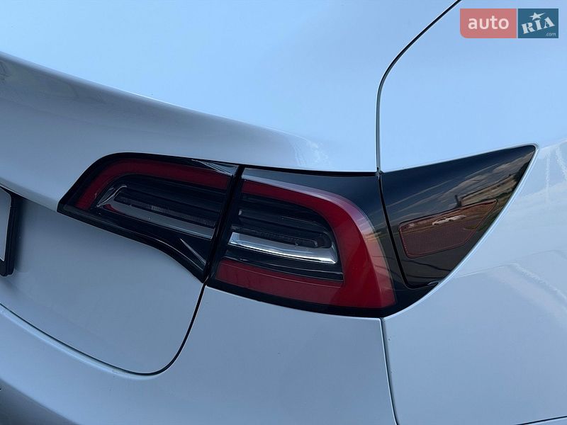 Седан Tesla Model 3 2022 в Кропивницком фото 14 Седан Tesla Model 3 2022 в Кропивницком