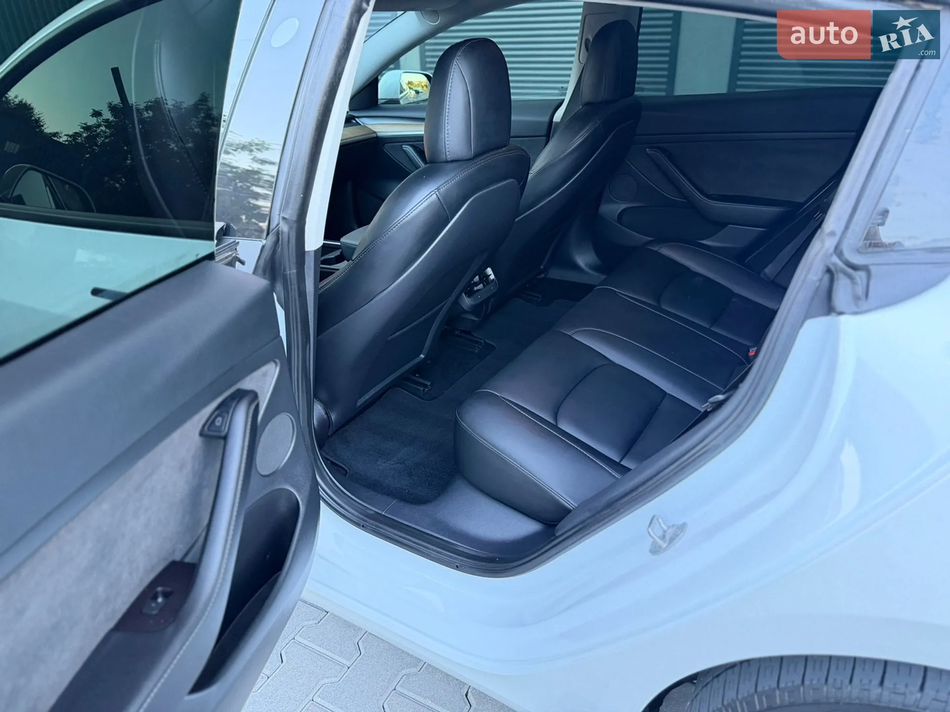 2022 Tesla Model 3 - мініатюра 35