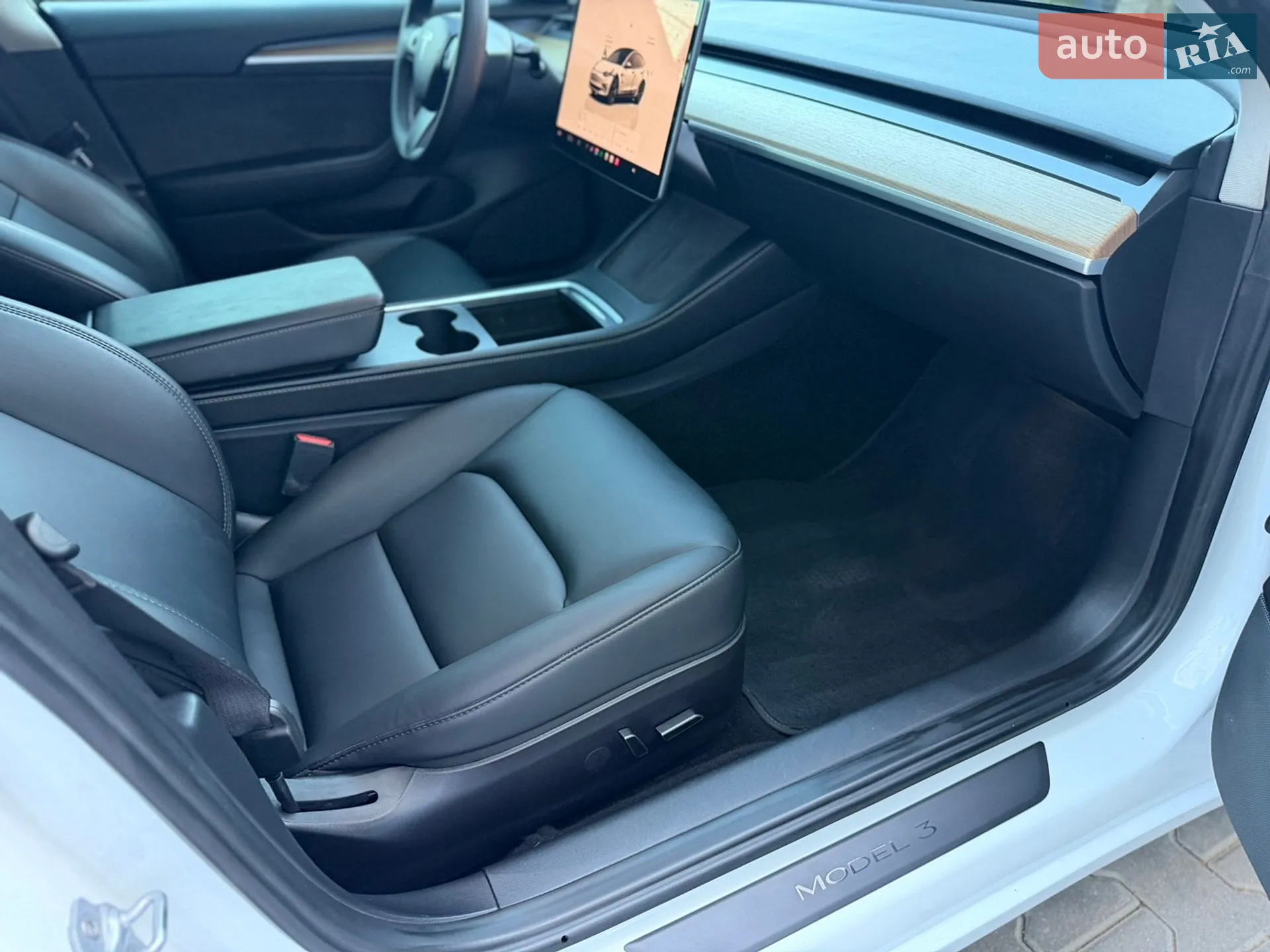 2022 Tesla Model 3 - мініатюра 38