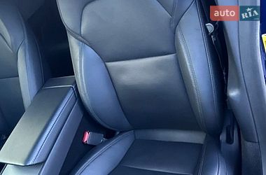Седан Tesla Model 3 2025 в Дніпрі