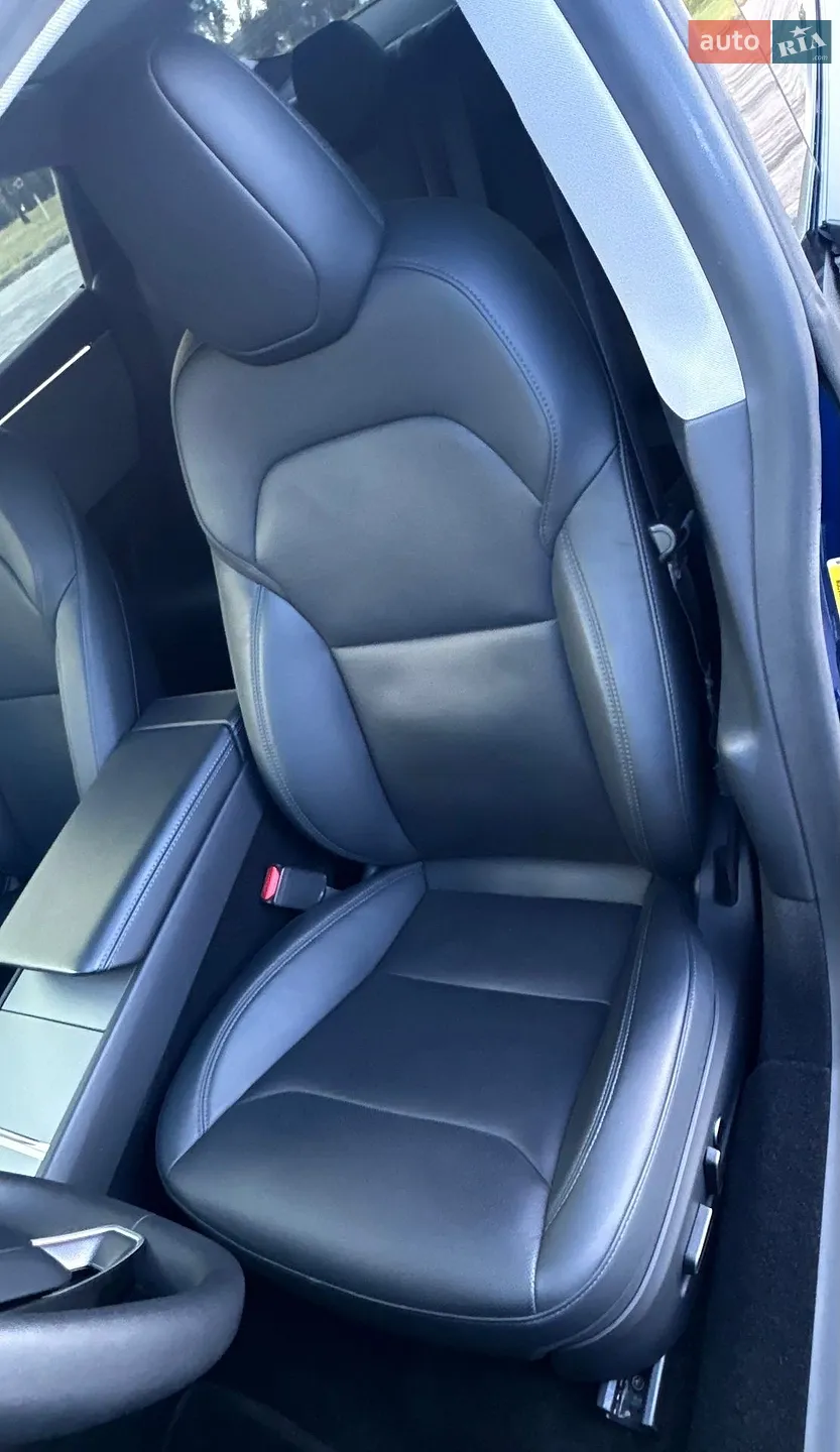 2025 Tesla Model 3 - мініатюра 16