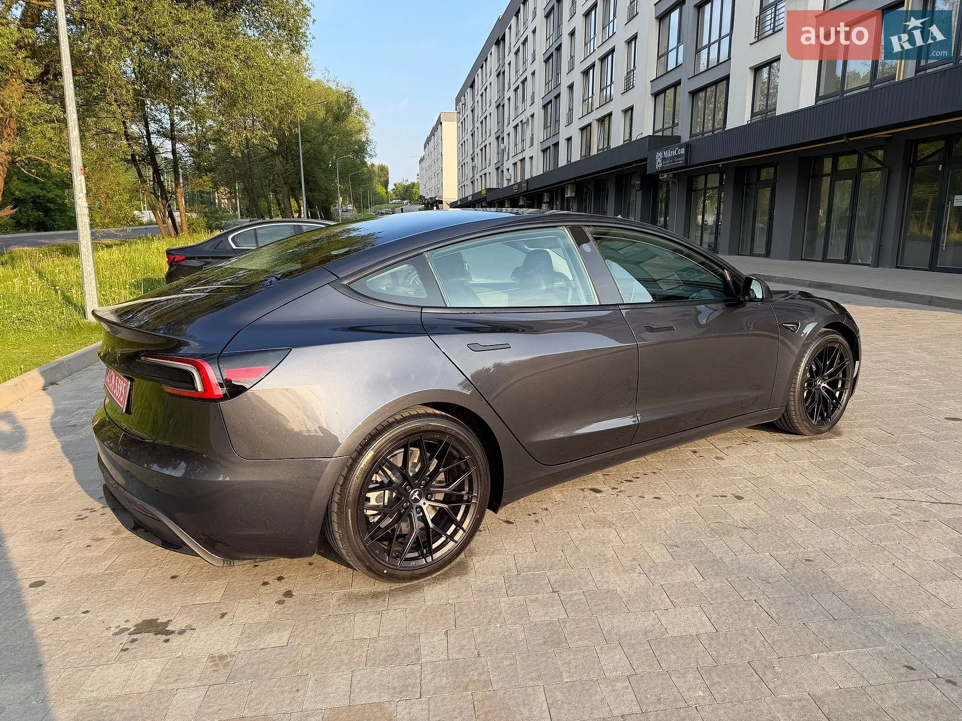 2024 Tesla Model 3 - мініатюра 2