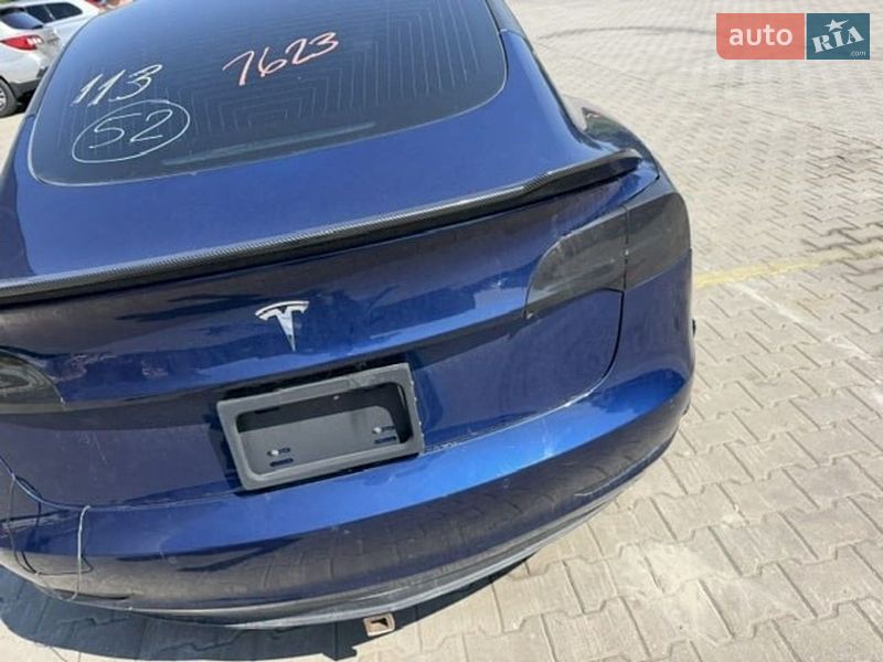 Седан Tesla Model 3 2018 в Володарке