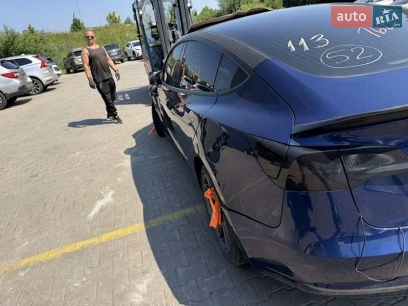 Седан Tesla Model 3 2018 в Володарке