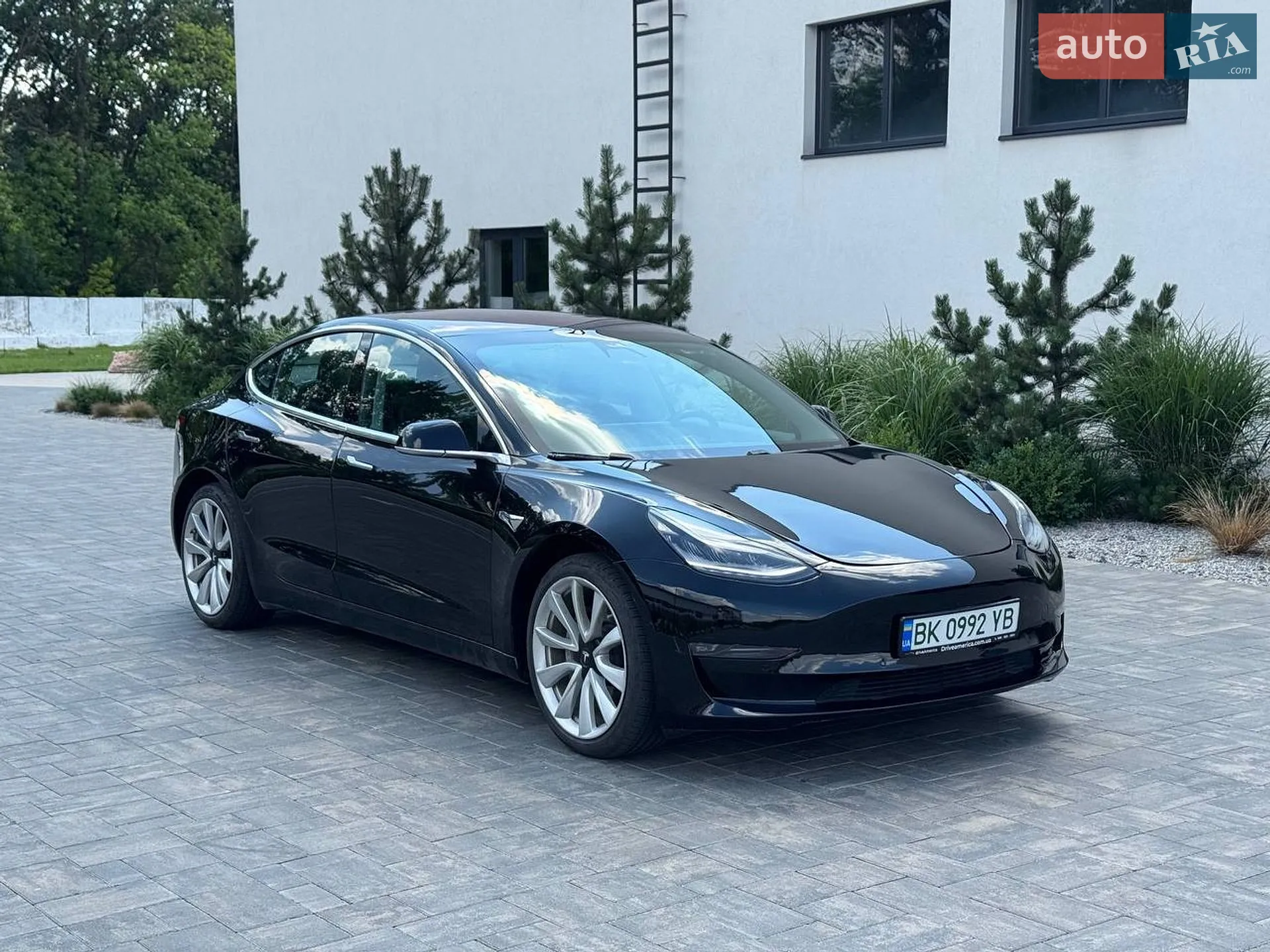 2018 Tesla Model 3 - мініатюра 3