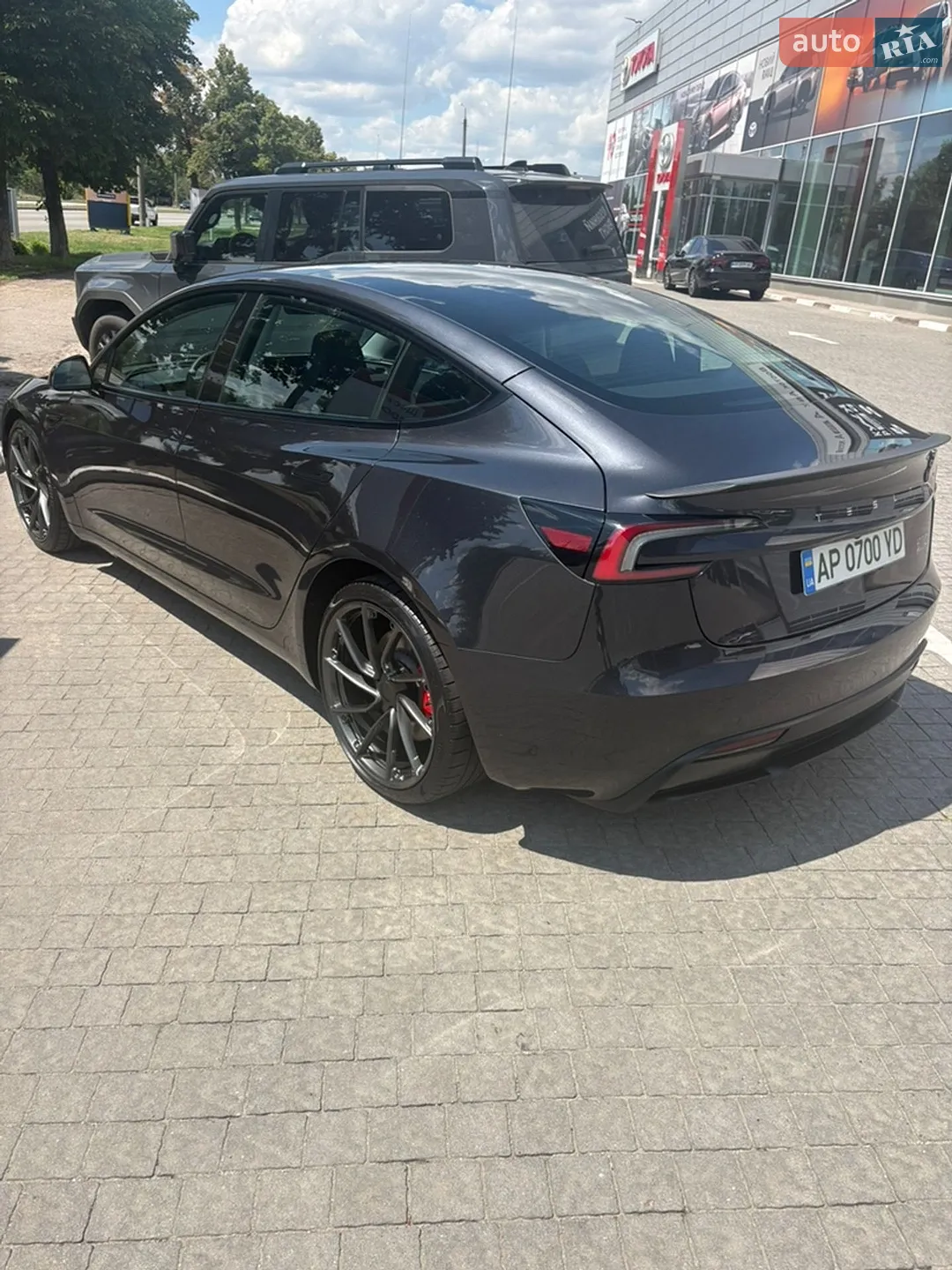 2024 Tesla Model 3 - мініатюра 8