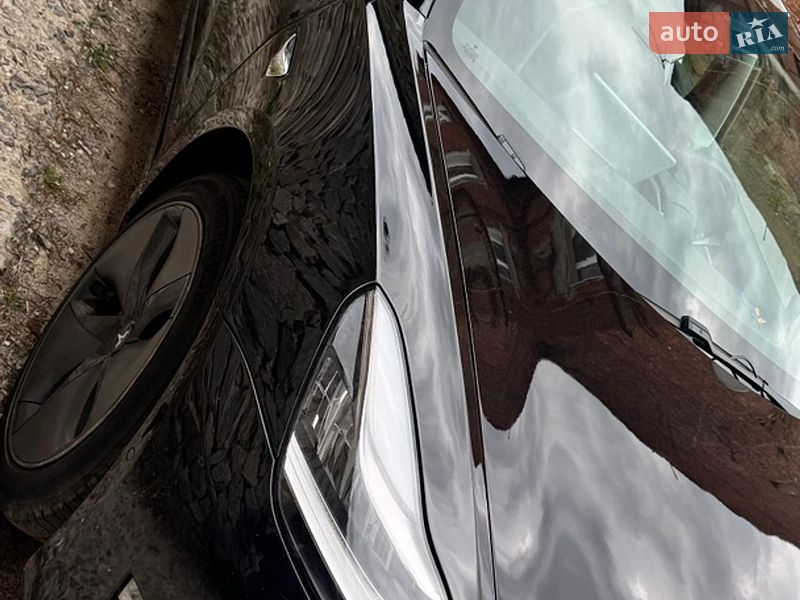 Седан Tesla Model 3 2020 в Харькове