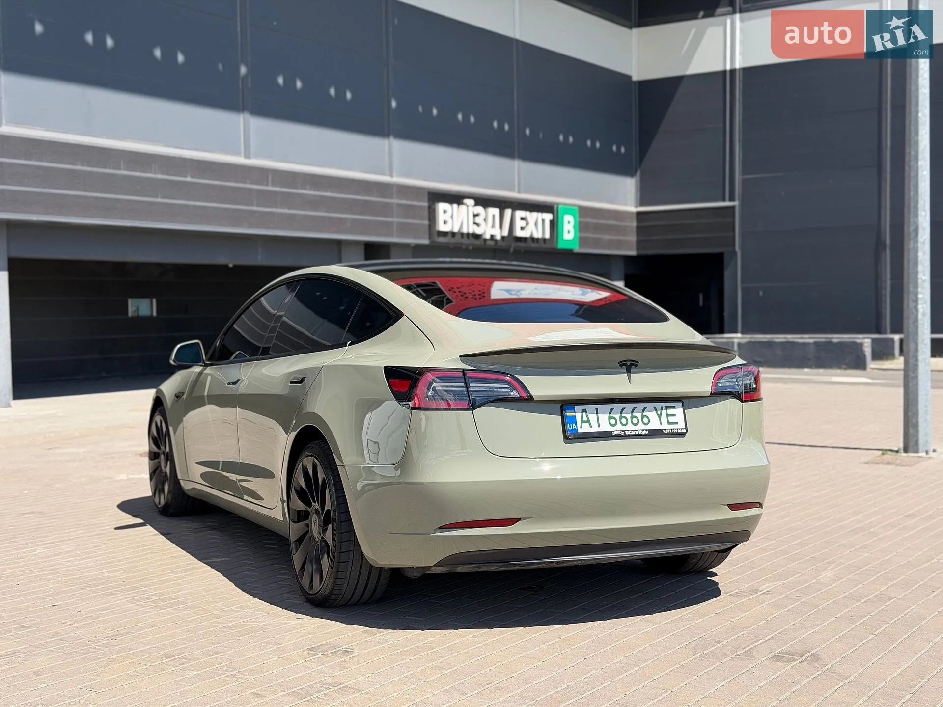 2022 Tesla Model 3 - мініатюра 3