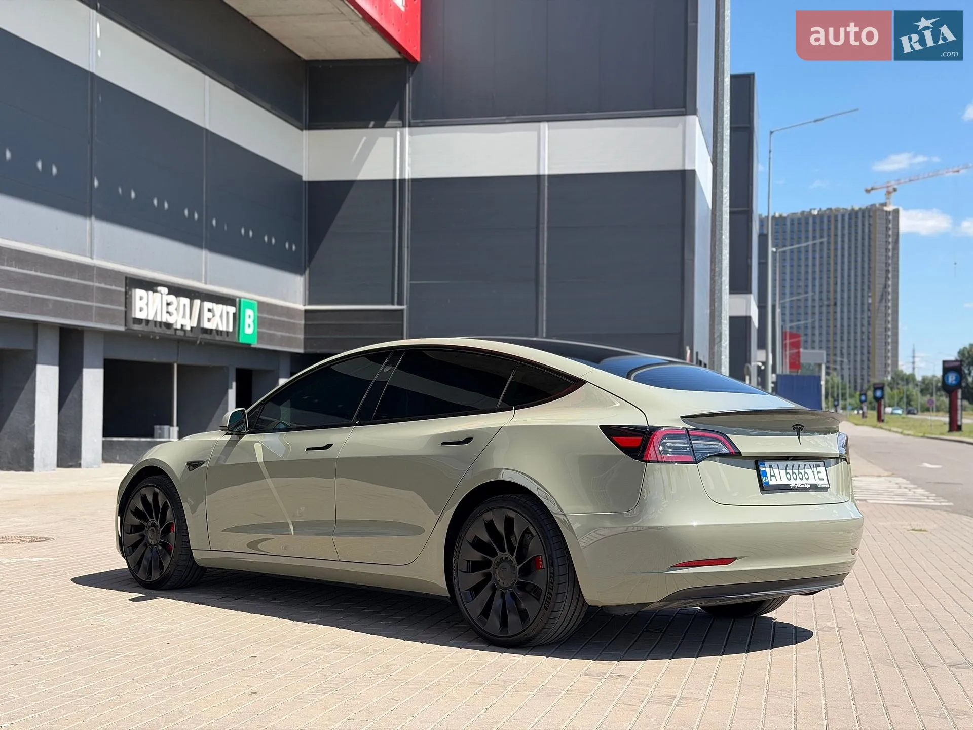 2022 Tesla Model 3 - мініатюра 31