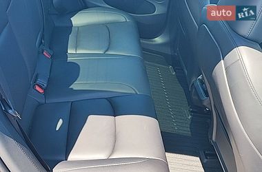 Седан Tesla Model 3 2023 в Виннице