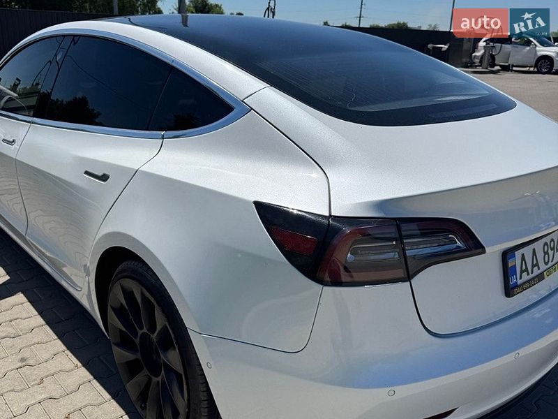 Седан Tesla Model 3 2020 в Києві фото 5 Седан Tesla Model 3 2020 в Києві