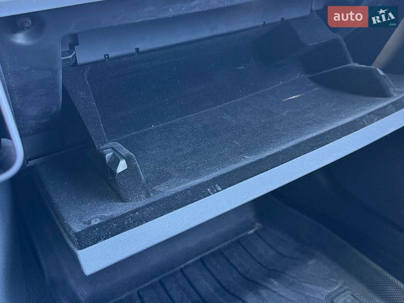 Седан Tesla Model 3 2020 в Києві фото 18 Седан Tesla Model 3 2020 в Києві