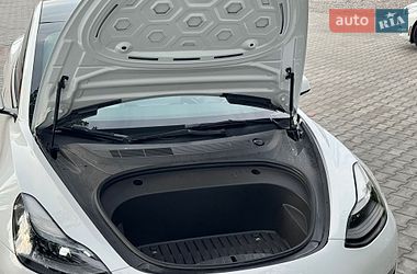 Седан Tesla Model 3 2021 в Костопілі