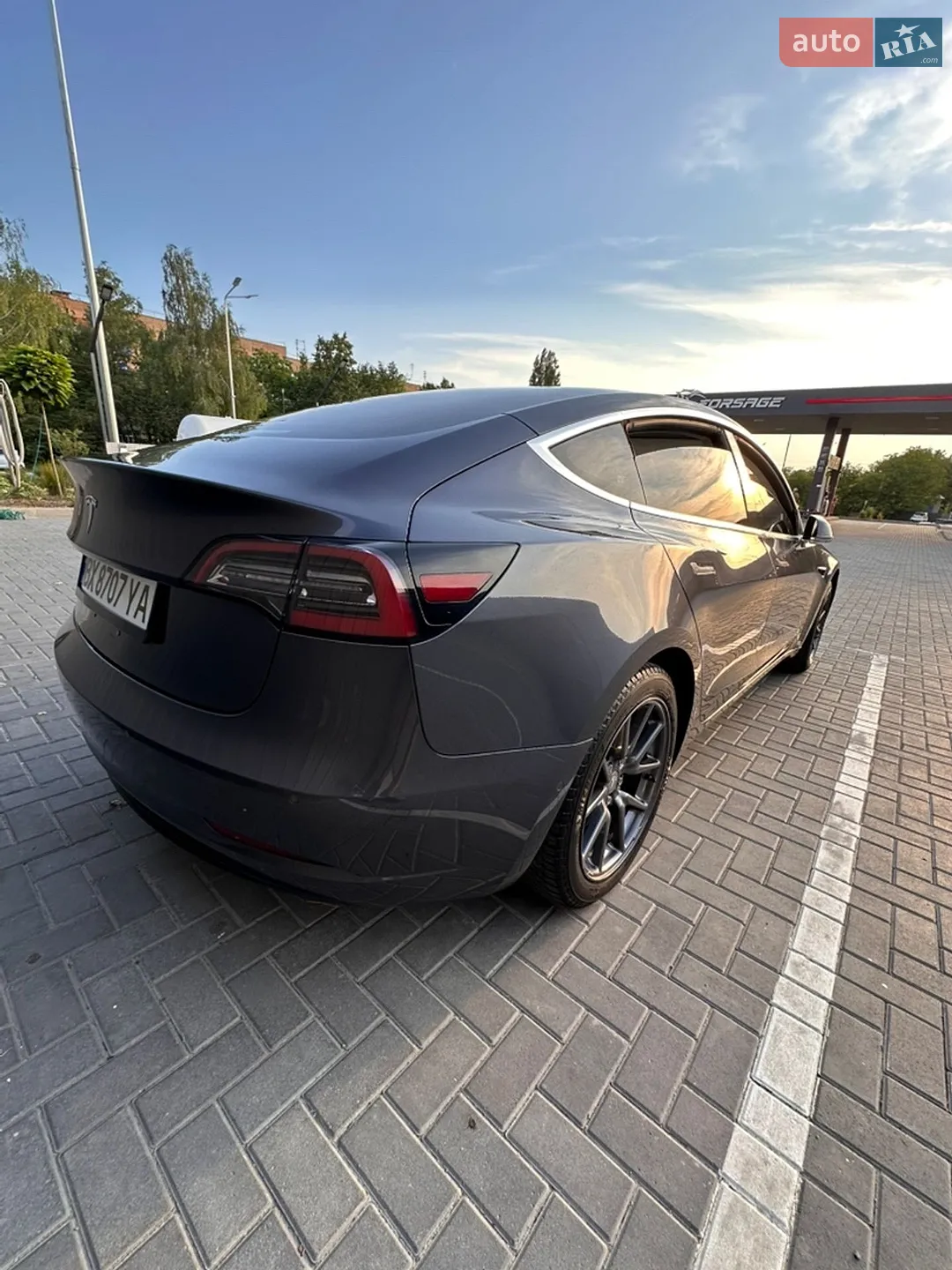 2018 Tesla Model 3 - мініатюра 10
