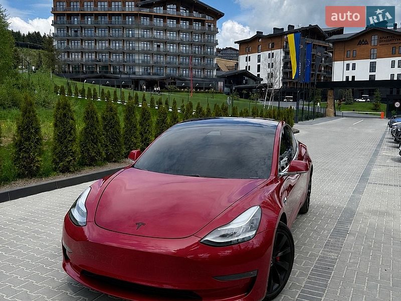 Седан Tesla Model 3 2018 в Трускавці фото 82 Седан Tesla Model 3 2018 в Трускавці