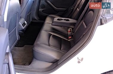 Седан Tesla Model 3 2023 в Одесі