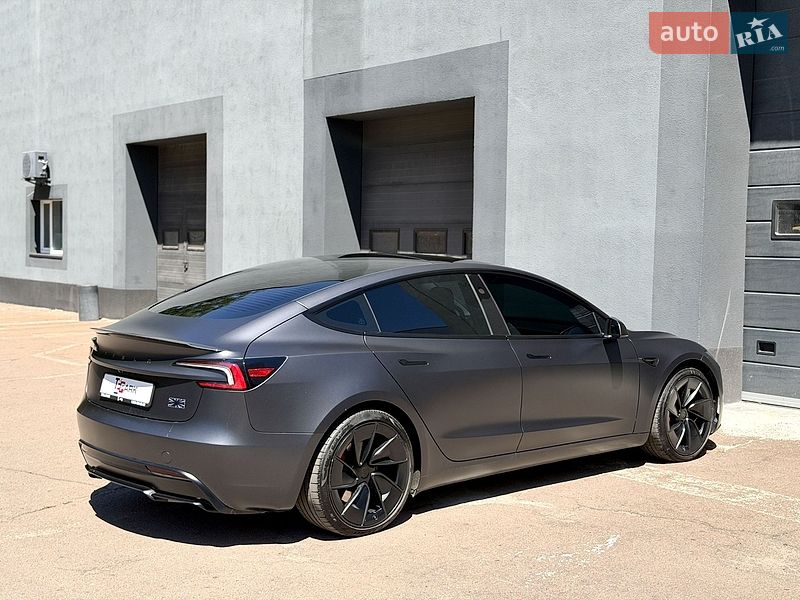 Седан Tesla Model 3 2024 в Києві фото 10 Седан Tesla Model 3 2024 в Києві