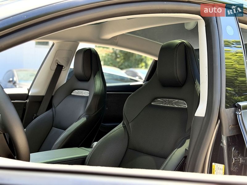 Седан Tesla Model 3 2024 в Києві фото 14 Седан Tesla Model 3 2024 в Києві